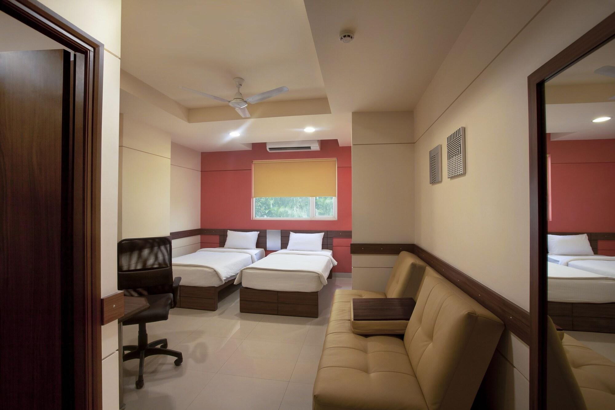 Guwahati Hotel Екстериор снимка